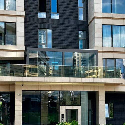 Пергола Decolife Bioclimatic B700-25С + Раздвижное остекление S100, г. Москва, жк. Снегири